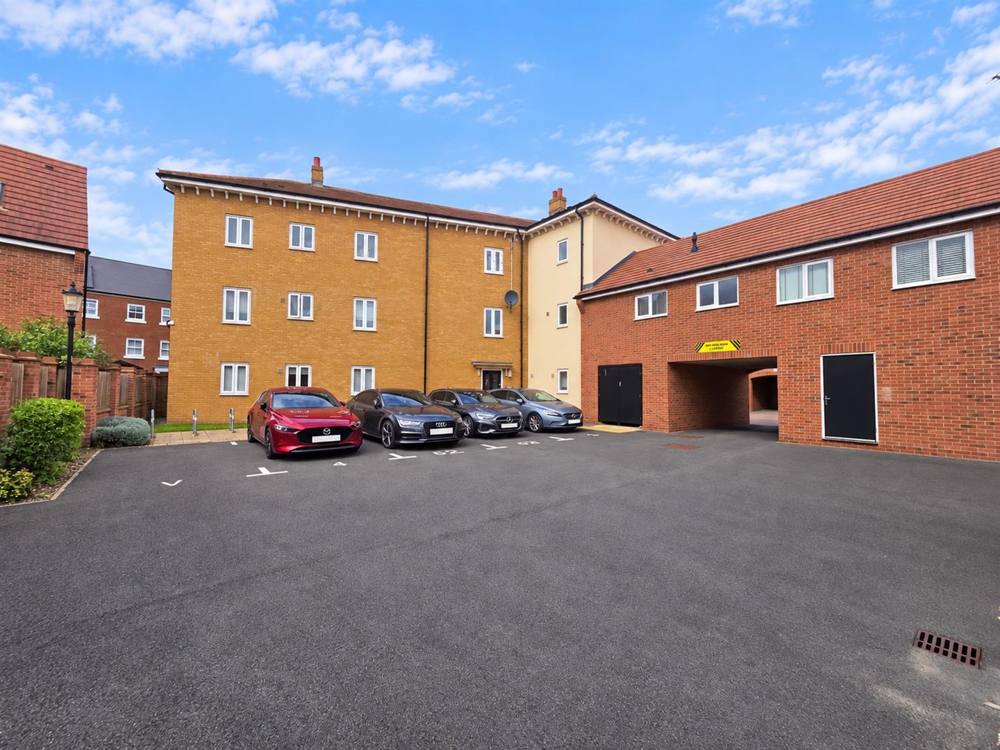 Anglia Way, Great Denham, Bedford